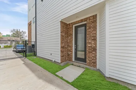 5827 Dolores Street Houston TX 77057