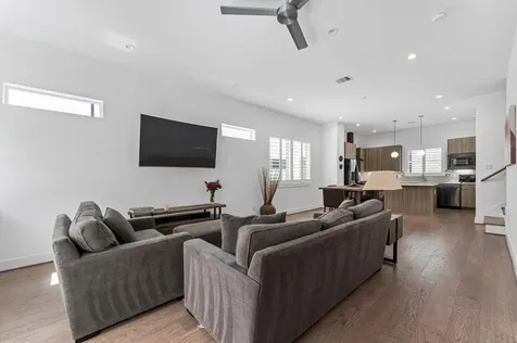 5827 Dolores Street Houston TX 77057