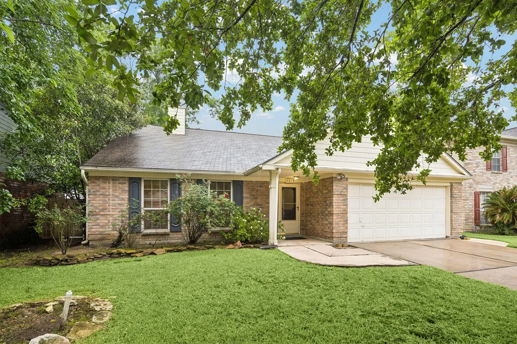 9214 Palm Shores Drive Spring TX 77379