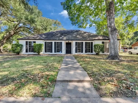 1215 Briar Lane Wharton TX 77488
