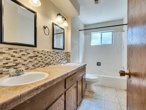 1215 Briar Lane Wharton TX 77488