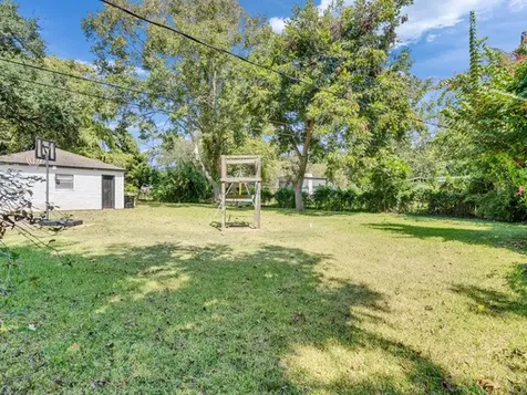1215 Briar Lane Wharton TX 77488