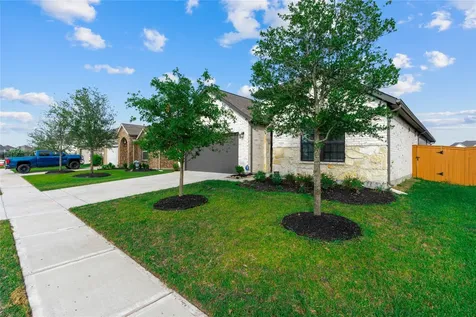 8654 Flamingo Bay Lane Cypress TX 77433