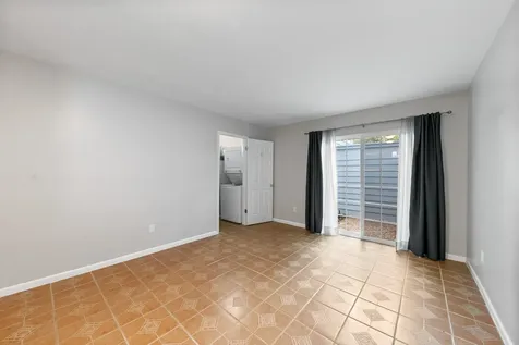 701 Rosedale Street H Houston TX 77006