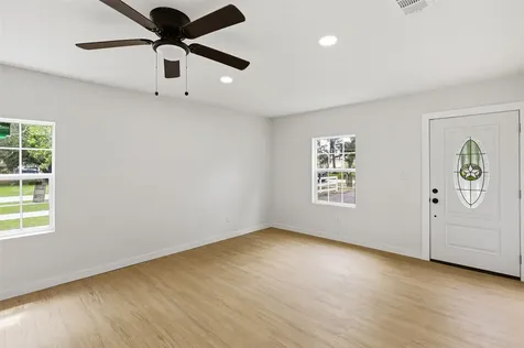 8414 Schiro Road Hitchcock TX 77563
