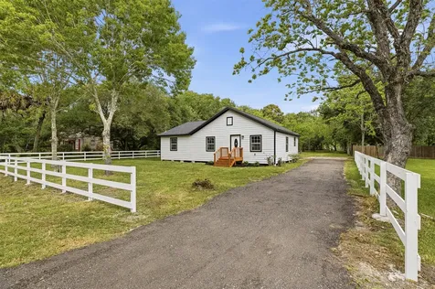 8414 Schiro Road Hitchcock TX 77563