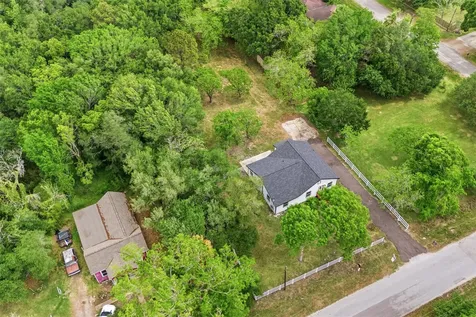8414 Schiro Road Hitchcock TX 77563