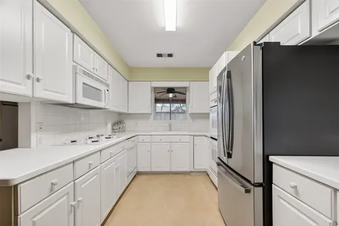 1746 Nocturne Lane Houston TX 77043