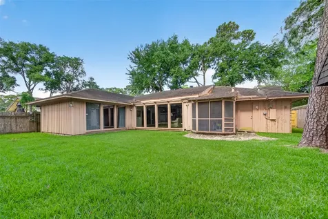 1746 Nocturne Lane Houston TX 77043