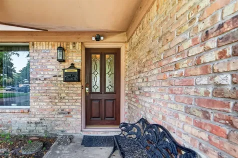 1746 Nocturne Lane Houston TX 77043