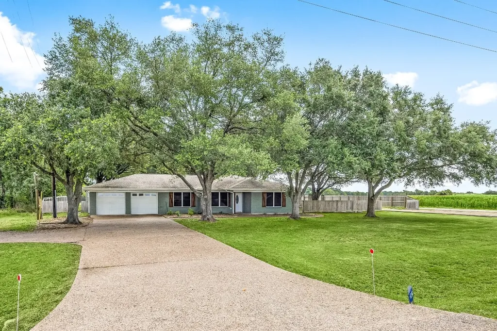 9392 Fm 1458 Road Sealy TX 77474