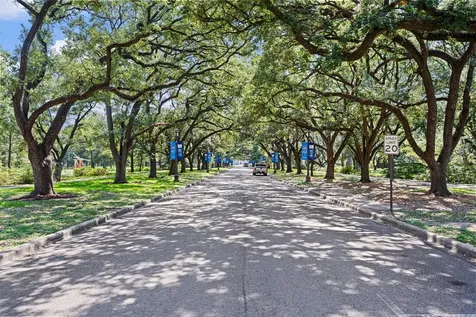 1806 Banks Street 1 Houston TX 77098