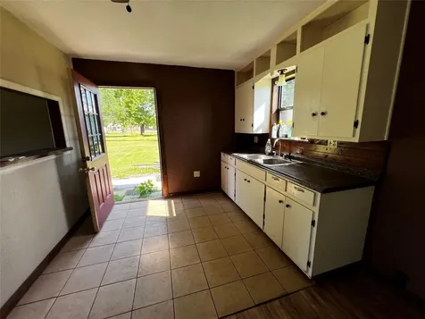 157 Clute Road Leona TX 75850
