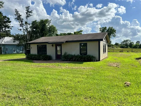 157 Clute Road Leona TX 75850