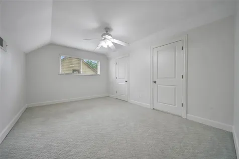 1034 Thornton Road Houston TX 77018