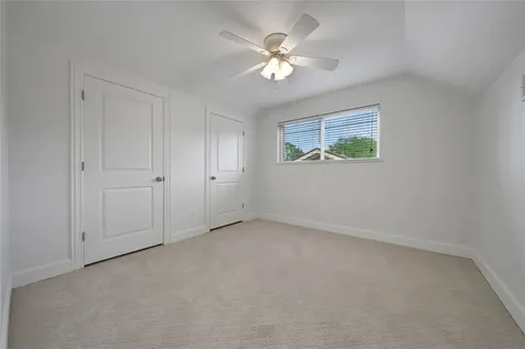 1034 Thornton Road Houston TX 77018