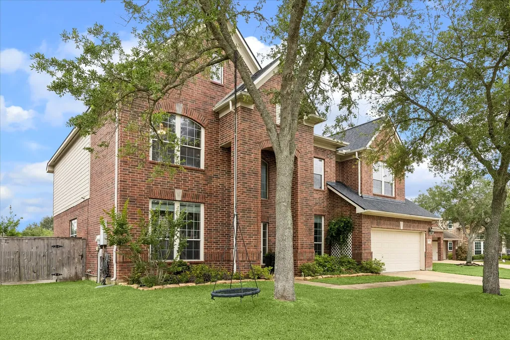 1125 Shady Knoll Lane League City TX 77573