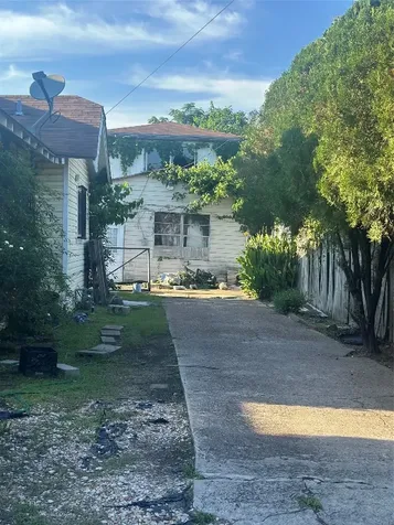 7909 Narcissus Street Houston TX 77012