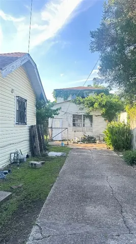 7909 Narcissus Street Houston TX 77012