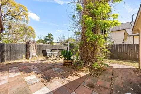 810 Paul Quinn Street Houston TX 77091