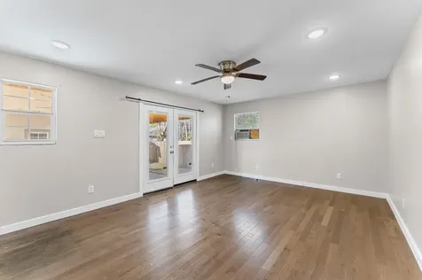 5231 Lyndhurst Drive Houston TX 77033