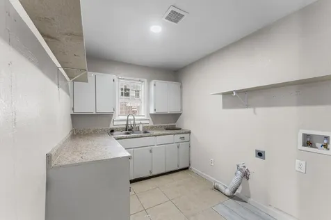5231 Lyndhurst Drive Houston TX 77033