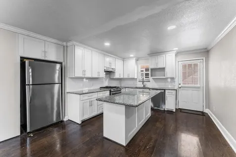 5231 Lyndhurst Drive Houston TX 77033
