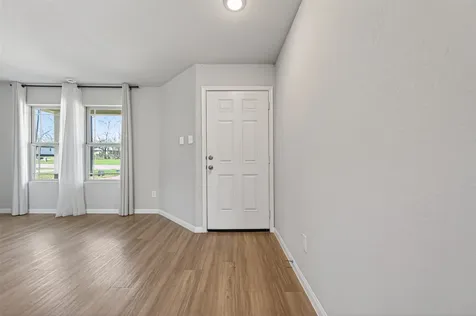 940 21st Street Hempstead TX 77445