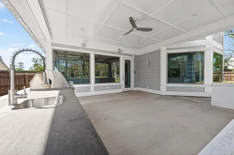 2504 Southline Road Conroe TX 77384