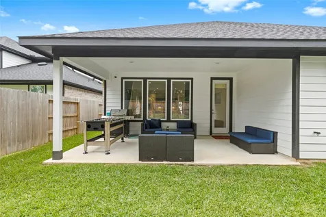 318 Springfield Terrace Drive Conroe TX 77304