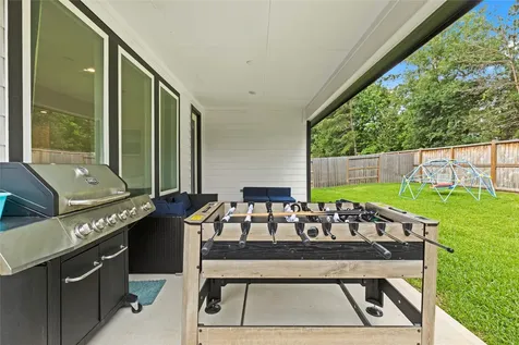 318 Springfield Terrace Drive Conroe TX 77304