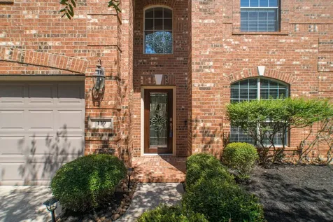 139 S Rocky Point Circle The Woodlands TX 77389