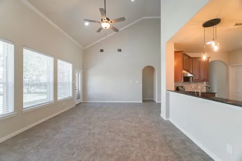 139 S Rocky Point Circle The Woodlands TX 77389