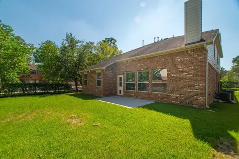 139 S Rocky Point Circle The Woodlands TX 77389