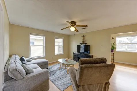 138 Tarpon Street Bayou Vista TX 77563