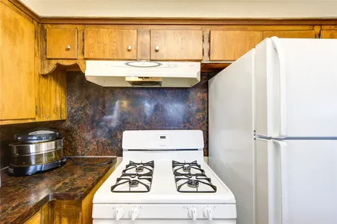 138 Tarpon Street Bayou Vista TX 77563