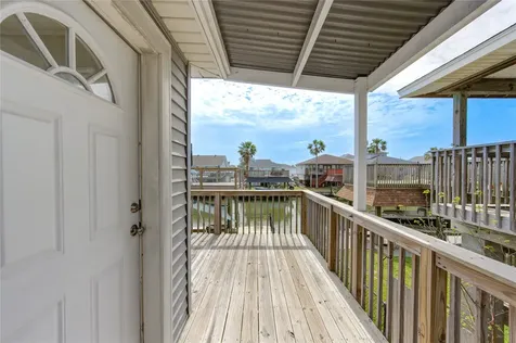 138 Tarpon Street Bayou Vista TX 77563