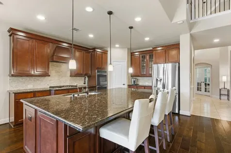 10 Waterfall Way The Woodlands TX 77375