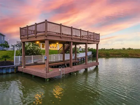5321 Allen Cay Drives Texas City TX 77590