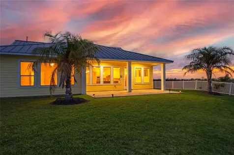 5321 Allen Cay Drives Texas City TX 77590