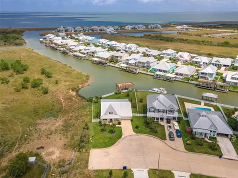 5321 Allen Cay Drives Texas City TX 77590