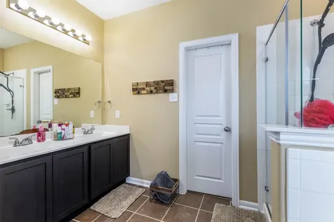 2061 Lepper Street Alvin TX 77511