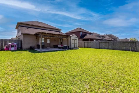 2061 Lepper Street Alvin TX 77511