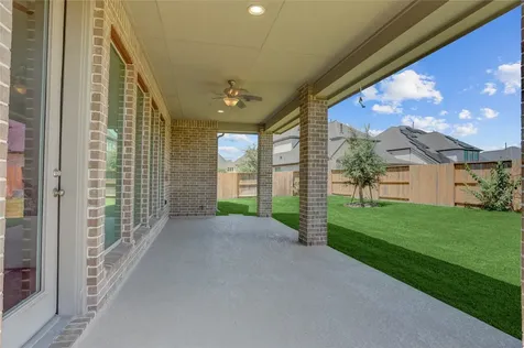 6907 Pondhawk Drive Katy TX 77493