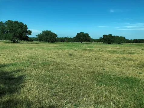 Lot 3 Pvt 1671 Hallettsville TX 77964