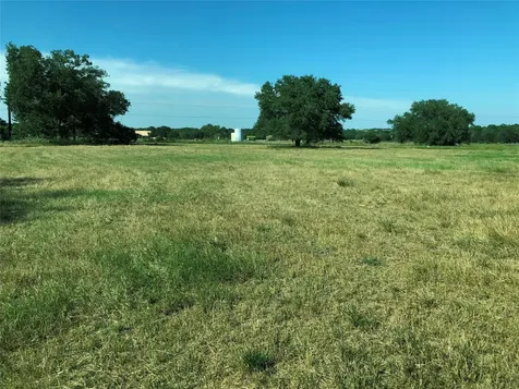 Lot 3 Pvt 1671 Hallettsville TX 77964