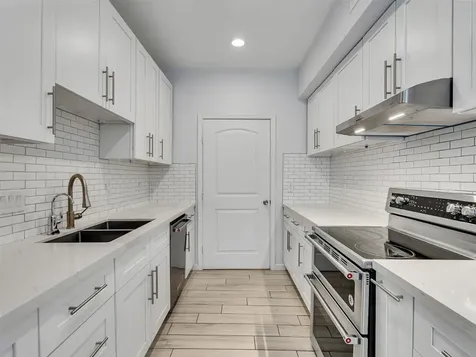 12625 Memorial Drive 94 Houston TX 77024