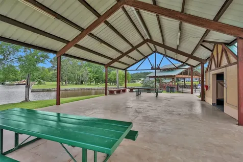 11 Peaceful Drive Huntsville TX 77340