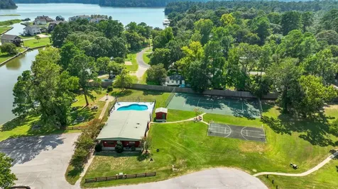 11 Peaceful Drive Huntsville TX 77340