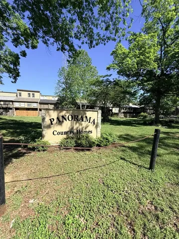 23 Lakeway Street Panorama Village TX 77304